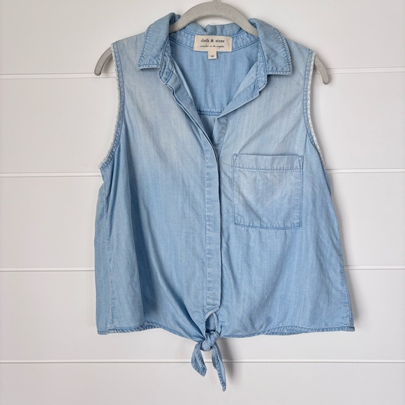 cloth & stone Tops - Cloth & Stone Tie-Front Chambray Buttondown Sleeveless Shirt Size Medium